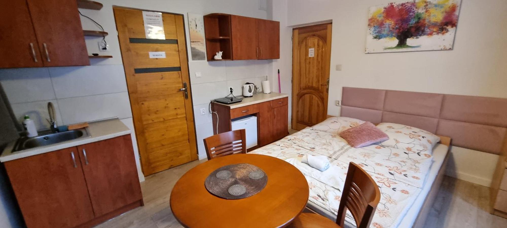 Pokoje Nad Raba Myślenice Esterno foto